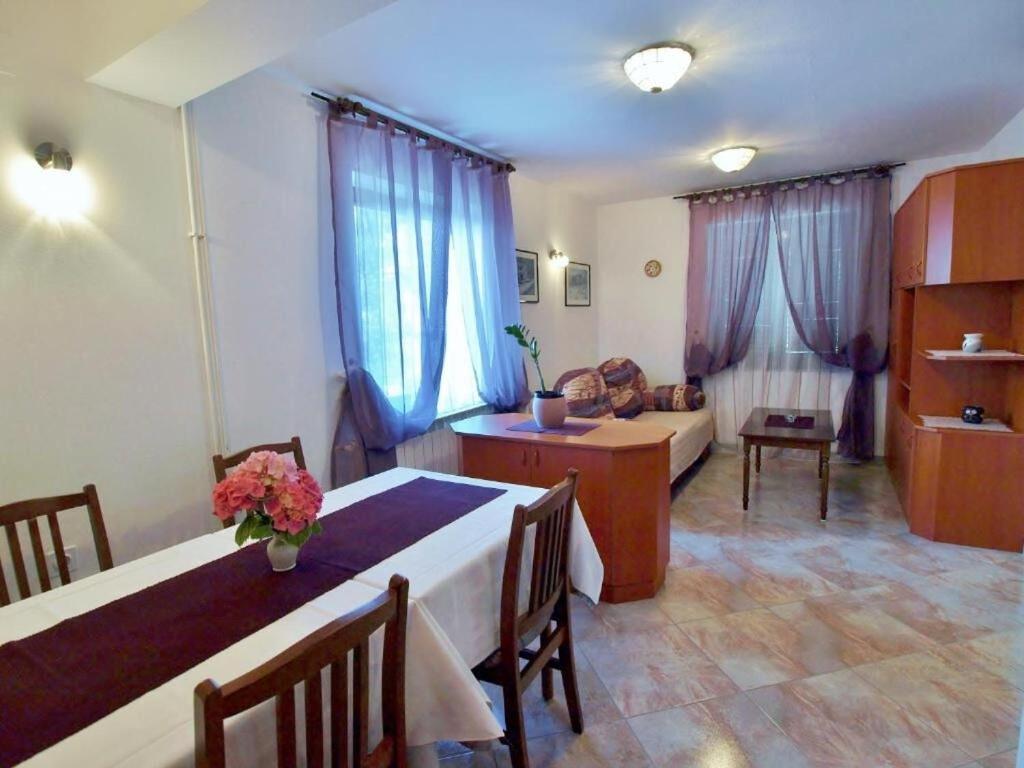 Apartments Zdenka - Garden Terrace Barbat na Rabu エクステリア 写真